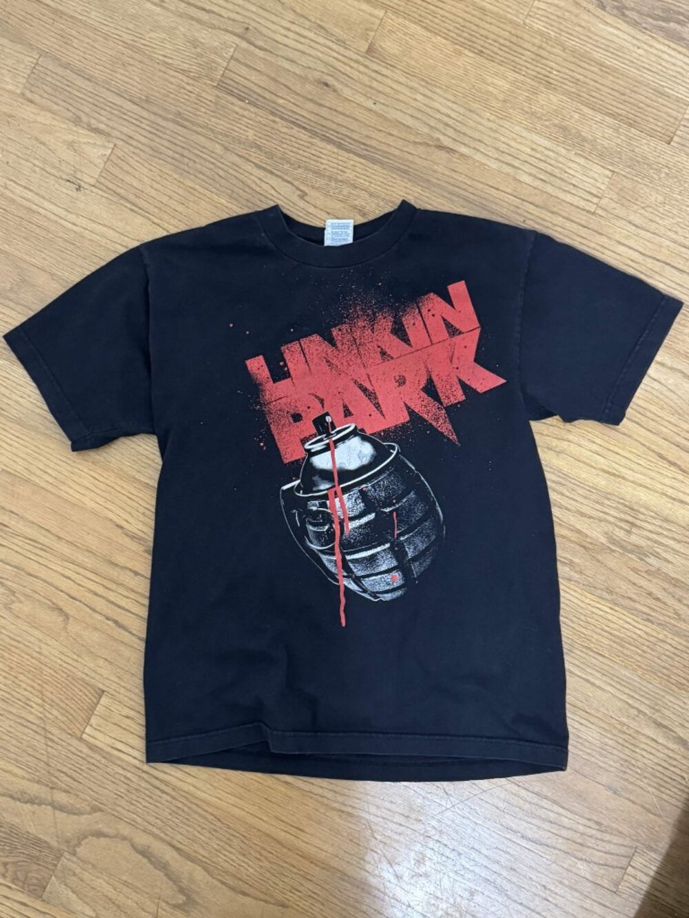 2008 Linkin Park Grenade shirt Medium